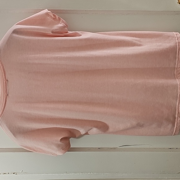 Eadinve Blush Buttoned Short Sleeve Tee - Picture 4 of 4